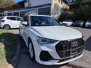 AUDI Q3 35 TDI S line Attraction quattro S-tronic