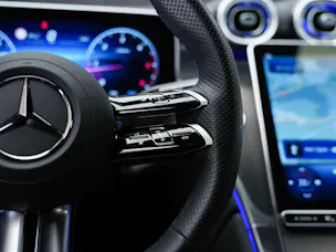 MERCEDES-BENZ GLC Coupé 220 d 4Matic AMG Line 9G-Tronic *Werksgarantie*21" Felgen*360° Kamera*AHK*