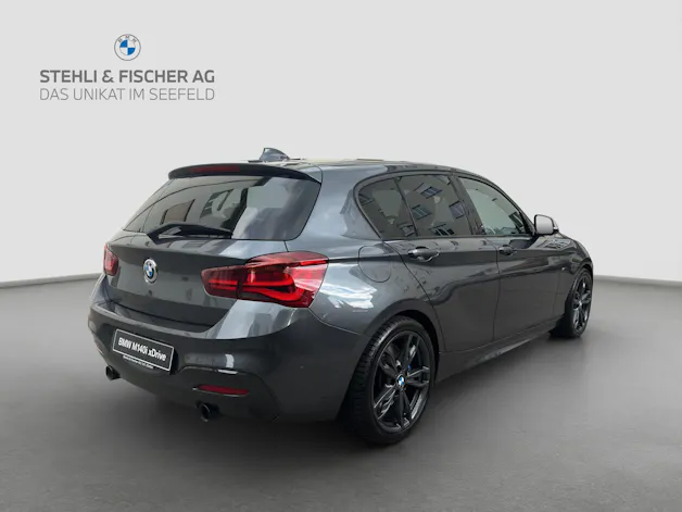 BMW M140i xDrive Steptronic