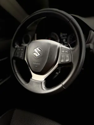 Suzuki Vitara 1.5 Hybrid Compact + 4x4 AGS