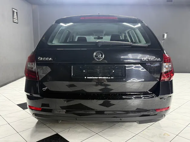 SKODA Octavia Combi 1.4 TSI Style DSG