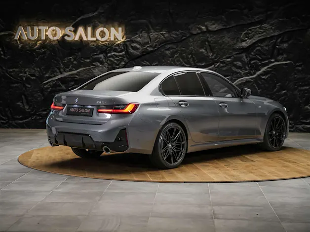 BMW 320d xDrive Steptronic M Sport *Facelift*Werksgarantie*20" Felgen*Abstandsregler*