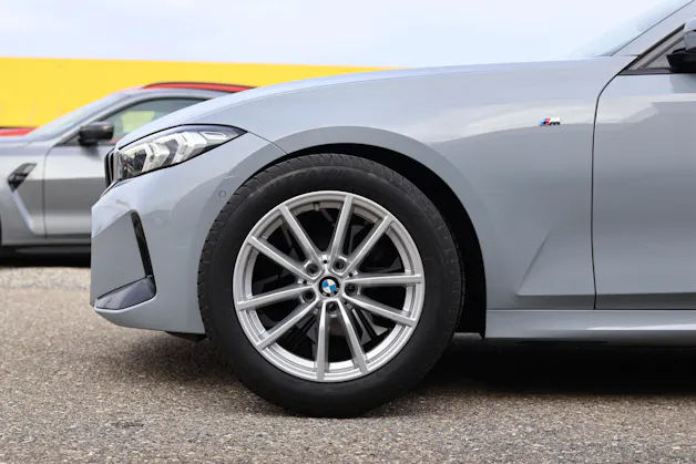 BMW 320d xDrive 48V Touring Steptronic M Sport