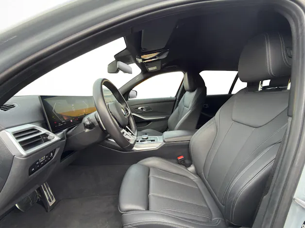 BMW 320d xDrive 48V Touring Steptronic M Sport