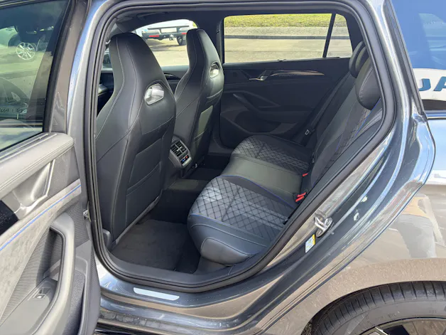VW Passat Variant 2.0 TSI evo4 R-Line 4 Motion DSG