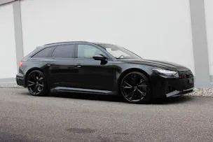 AUDI RS6 Avant 4.0 TFSI V8 quattro Audi exclusive *emerald green*