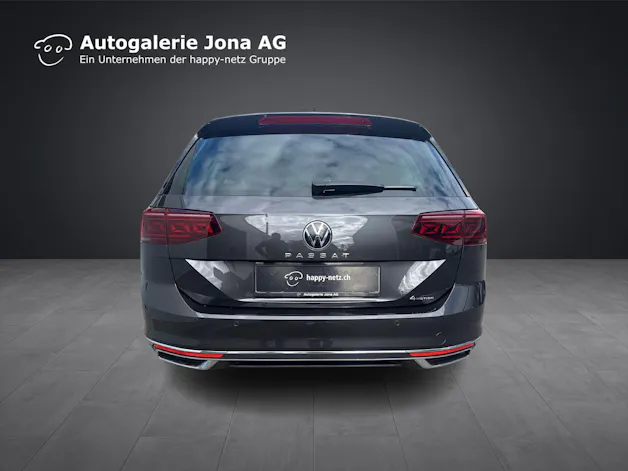 VW Passat Variant 2.0 TSI Elegance DSG 4m
