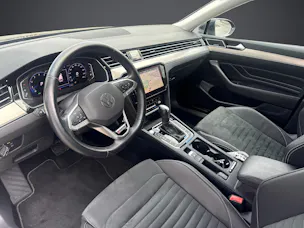 VW Passat Variant 2.0 TSI Elegance DSG 4m
