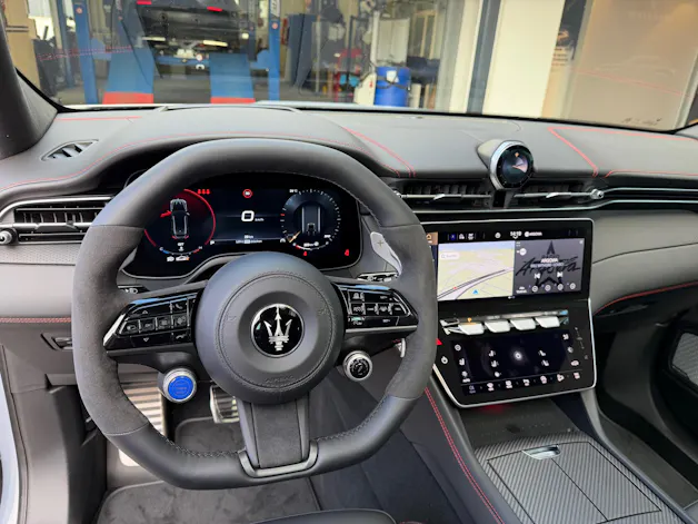 MASERATI Grecale 3.0 Trofeo Modelljahr 2027