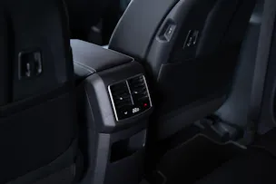 Kia Sportage 1.6T-GDi PHEV Style 4x4 A / Sitz & Lenkradheizung / Navi / Rückfahrkamera