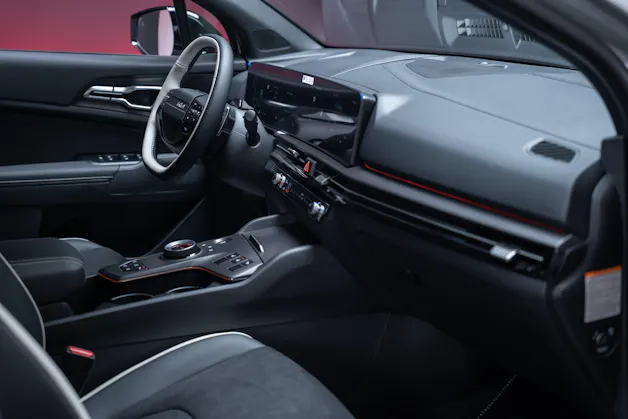 Kia Sportage 1.6T-GDi PHEV Style 4x4 A / itz & Lenkradheizung / Navi / Rückfahrkamera