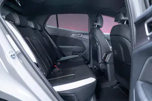 Kia Sportage 1.6T-GDi PHEV Style 4x4 A / Sitz & Lenkradheizung / Navi / Rückfahrkamera