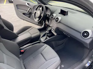 AUDI A1 1.4 TFSI Ambition S-tronic