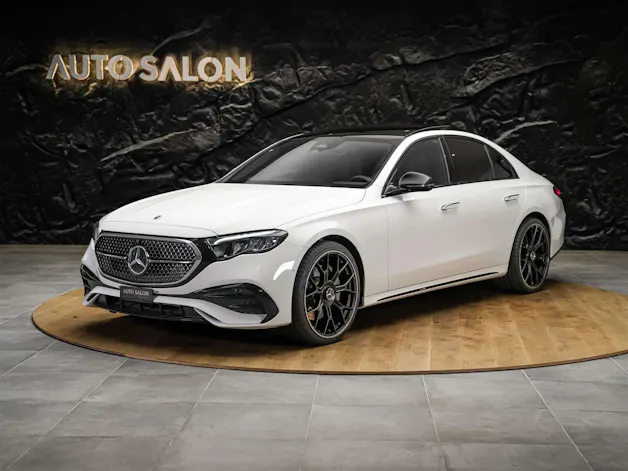 MERCEDES-BENZ E 220 d AMG Line 9G-Tronic *Werksgarantie*21" Felgen*Panorama*Lenkradheizung*