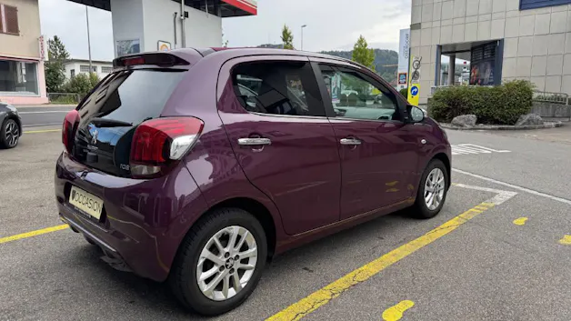 PEUGEOT 108 1.2 VTi Allure Top
