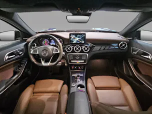 MERCEDES-BENZ GLA 45 AMG 4m