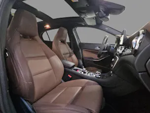 MERCEDES-BENZ GLA 45 AMG 4m