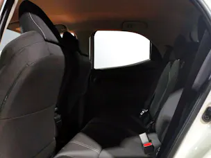 Toyota Yaris 1.5 VVT-i HSD Trend