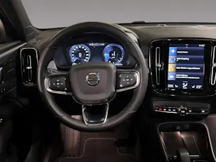 VOLVO XC40 1.5 T5 PiH Ultimate Dark