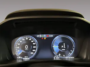 VOLVO XC40 1.5 T5 PiH Ultimate Dark