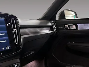 VOLVO XC40 1.5 T5 PiH Ultimate Dark