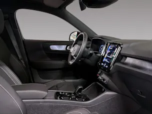 VOLVO XC40 1.5 T5 PiH Ultimate Dark