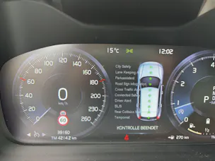 VOLVO XC40 2.0 B4 MH Inscription