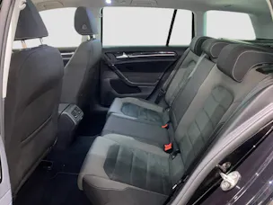 VW Golf VII Variant 2.0 TDI Highline DSG 4m