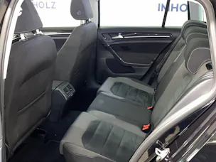VW Golf VII Variant 2.0 TDI Highline DSG 4m