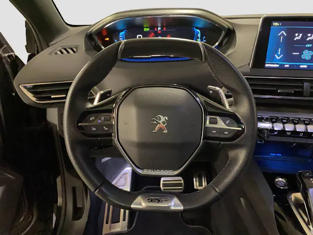 PEUGEOT 3008 1.6 Plug-in Hybrid4 GT