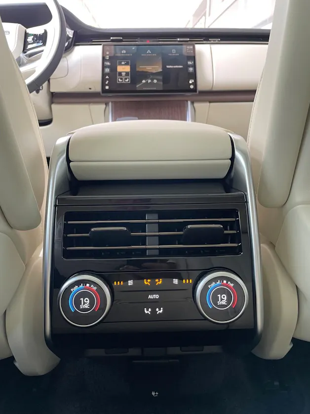 Land Rover Range Rover 3.0 I6 P460e HSE