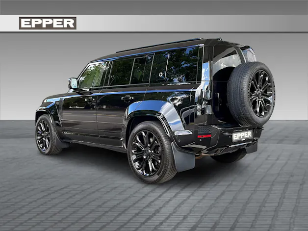 Land Rover Defender 110 4.4 V8 Octa Black