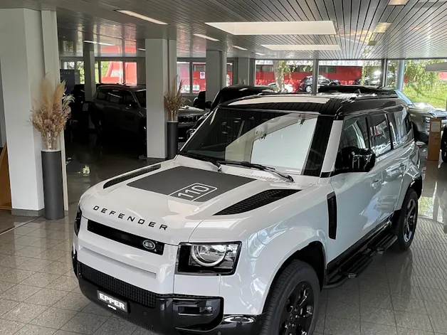 Land Rover Defender 110 3.0 D I6 D350 X-Dynamic SE