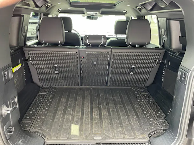 Land Rover Defender 110 3.0 D I6 D350 X-Dynamic SE