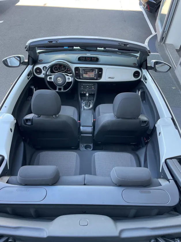 VW Beetle Cabriolet 1.2 TSI BlueMT Design DSG