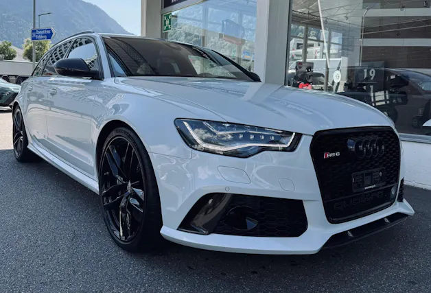 AUDI RS6 Avant 4.0 TFSI V8 quattro Tiptronic