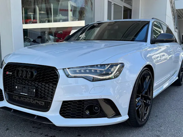 AUDI RS6 Avant 4.0 TFSI V8 quattro Tiptronic
