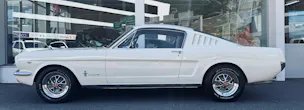 FORD Mustang V8 Fastback 302