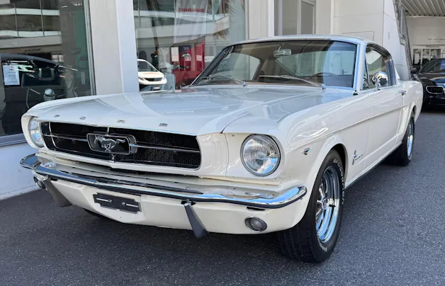 FORD Mustang V8 Fastback 302