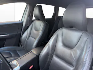 VOLVO XC60 2.4 D4 Summum AWD