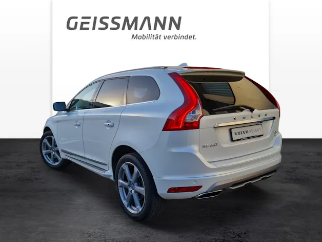 VOLVO XC60 2.4 D4 Summum AWD