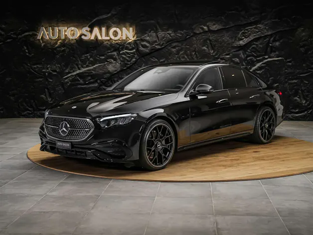 MERCEDES-BENZ E 220 d AMG Line 9G-Tronic "21" Felgen*Werksgarantie*Panorama*Lenkradheizung*