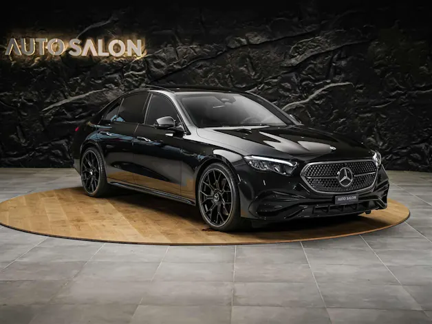 MERCEDES-BENZ E 220 d AMG Line 9G-Tronic "21" Felgen*Werksgarantie*Panorama*Lenkradheizung*