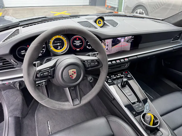 PORSCHE 911 Turbo S PDK