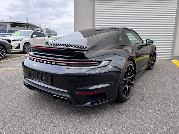 PORSCHE 911 Turbo S PDK