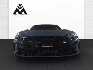 AUDI e-tron GT quattro