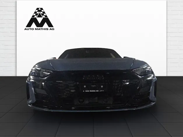 AUDI e-tron GT quattro