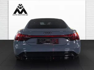 AUDI e-tron GT quattro