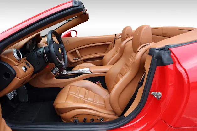 FERRARI California 4.3 V8