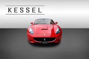 FERRARI California 4.3 V8
